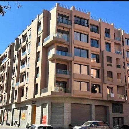 Modern Luxury Retreat: 2-Bedroom Apartment In The Heart Of Marrakech Marrakesh Exteriör bild