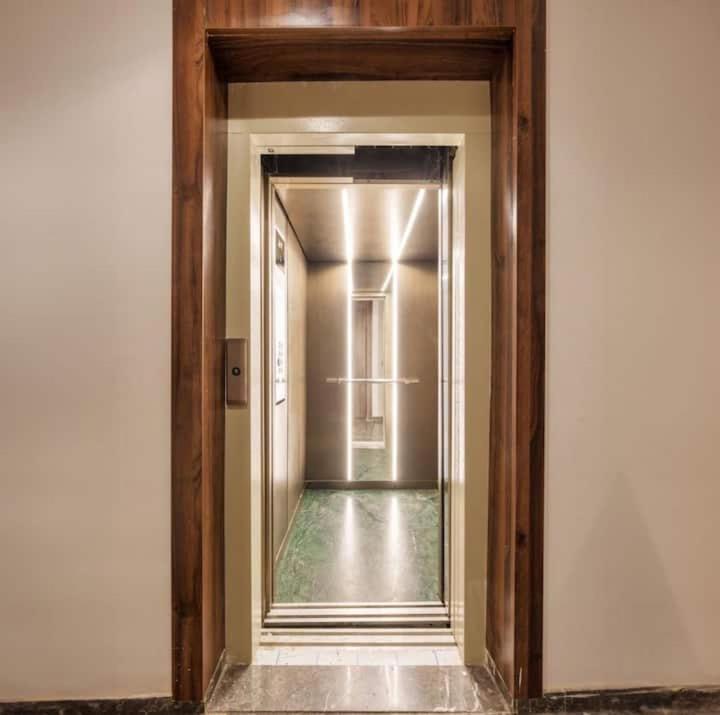 Modern Luxury Retreat: 2-Bedroom Apartment In The Heart Of Marrakech Marrakesh Exteriör bild
